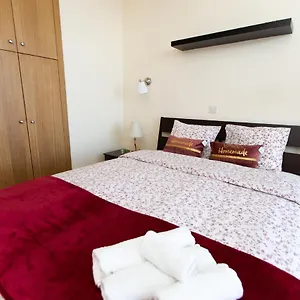 https://promenade-seaview-heaven-larnaca.hotelsatayianapa.com